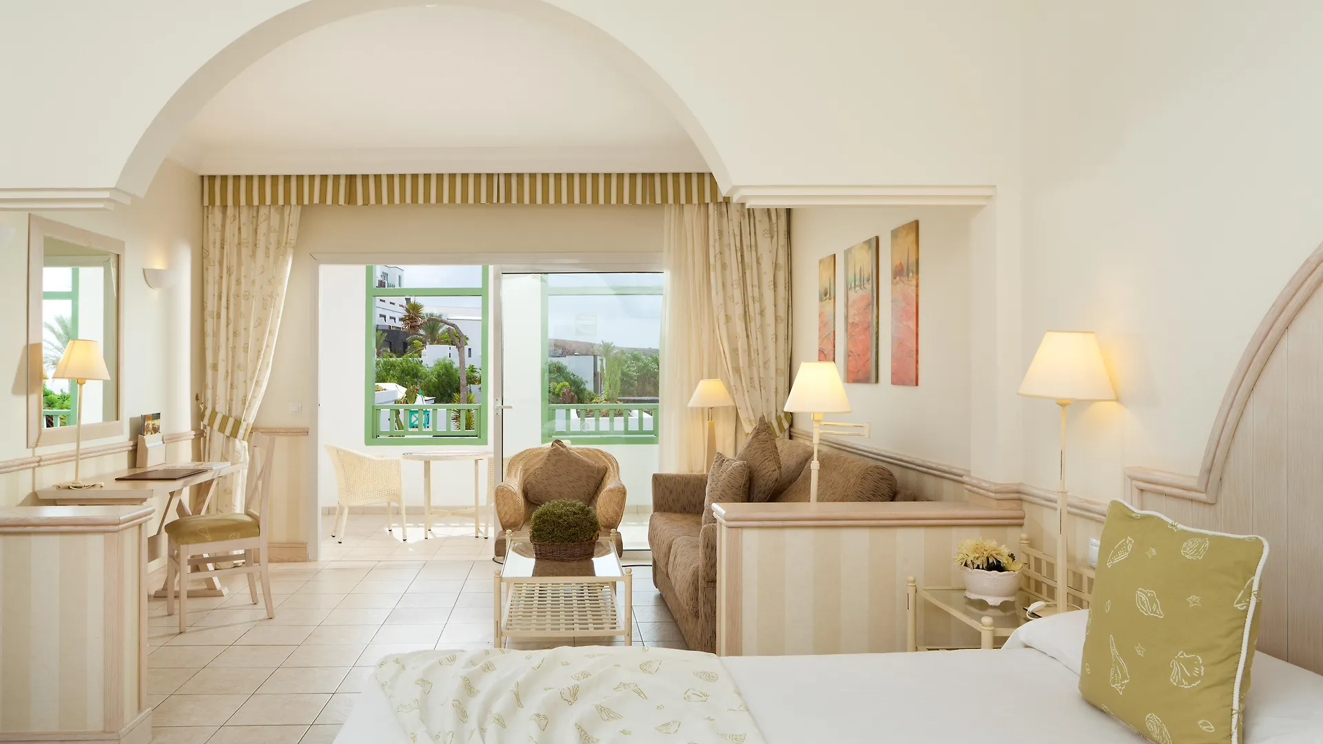 Gran Castillo Tagoro Family & Fun Playa Blanca 5*, Playa Blanca (Lanzarote)