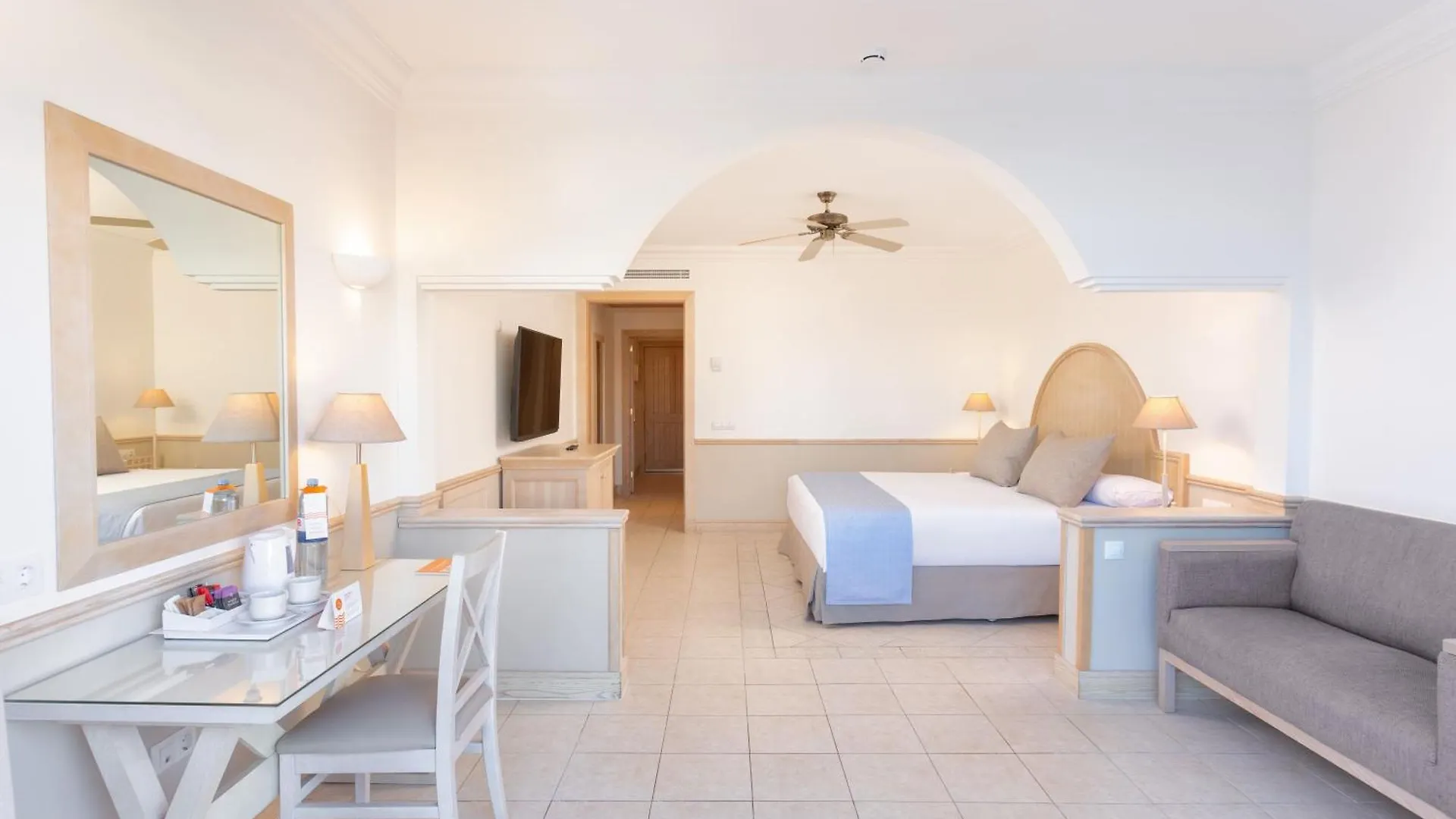 Gran Castillo Tagoro Family & Fun Playa Blanca Resort Playa Blanca (Lanzarote)