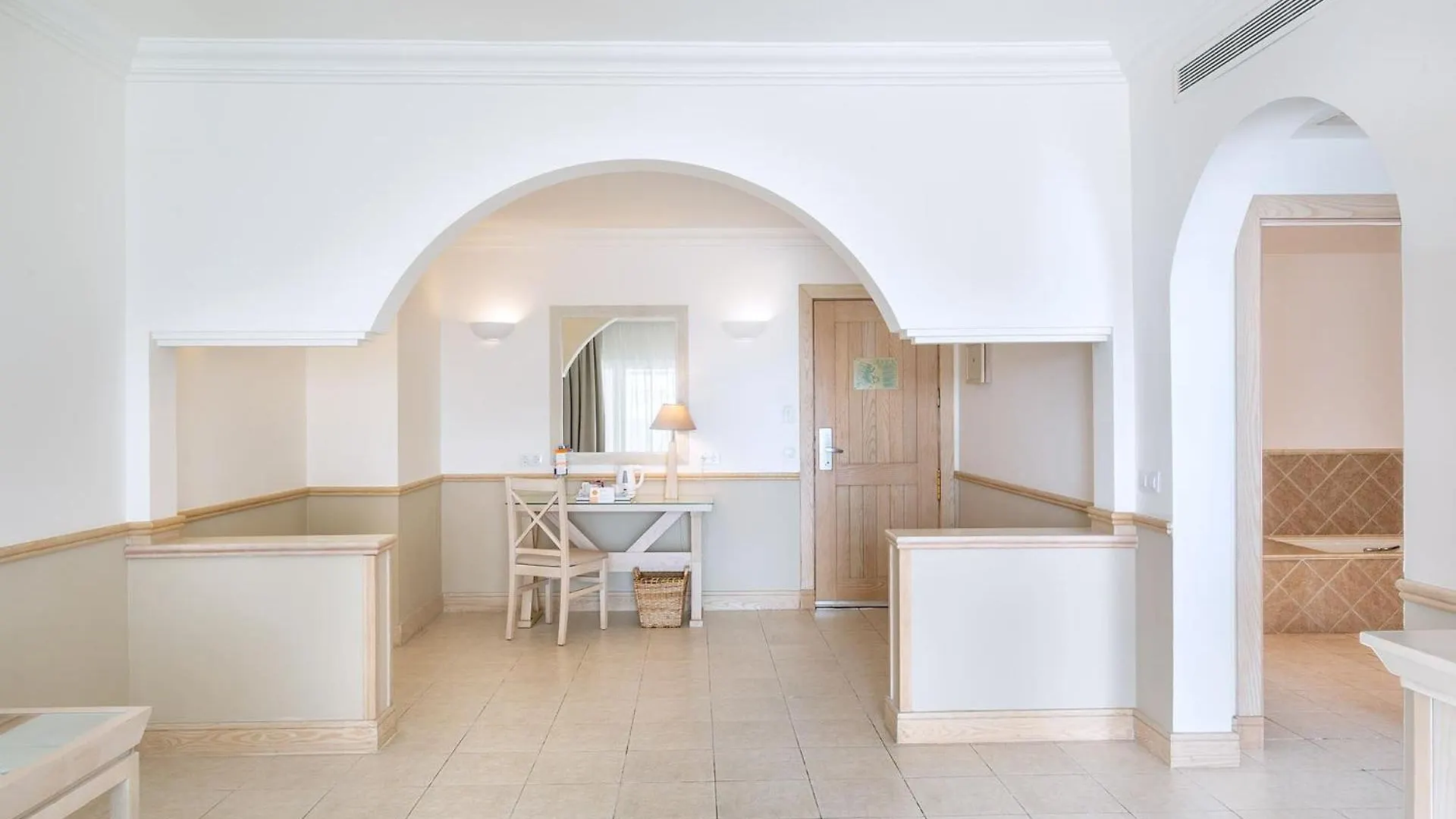 ***** Resort Gran Castillo Tagoro Family & Fun Playa Blanca Spanien